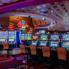 kickmm APP Slots ဂိမ်းများနှင့် Esports Live Betting မြန်မာ